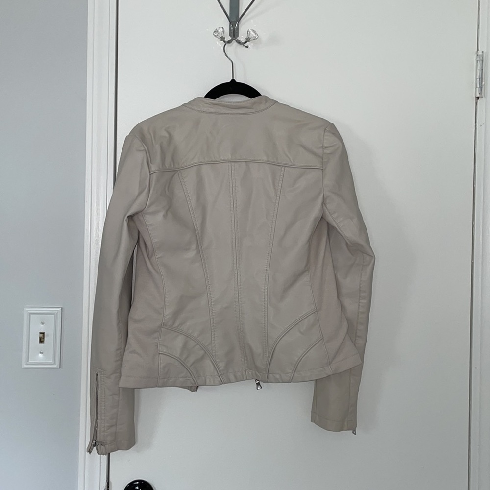 Guess Jacket - Picture 7 of 14